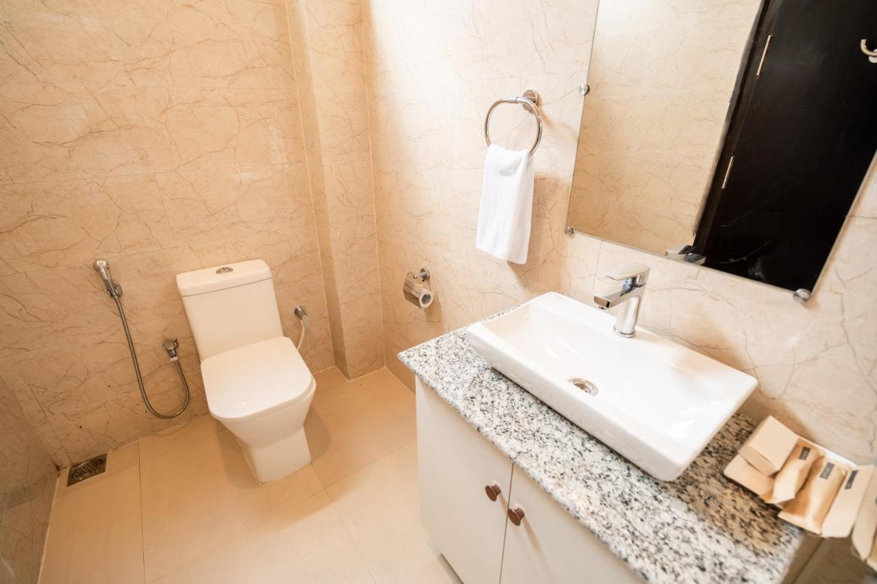 Royale Lalawi Hotel Āīzawl Extérieur photo